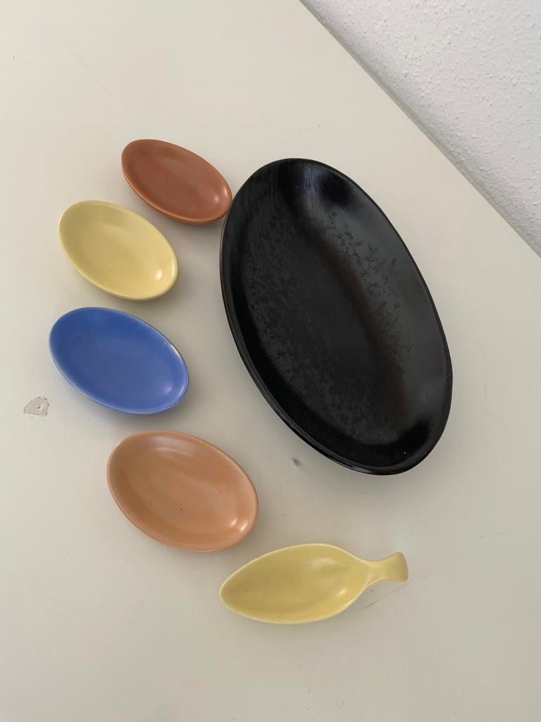 Vintage pindaset, pindastel van plateel, Ophalen of Verzenden