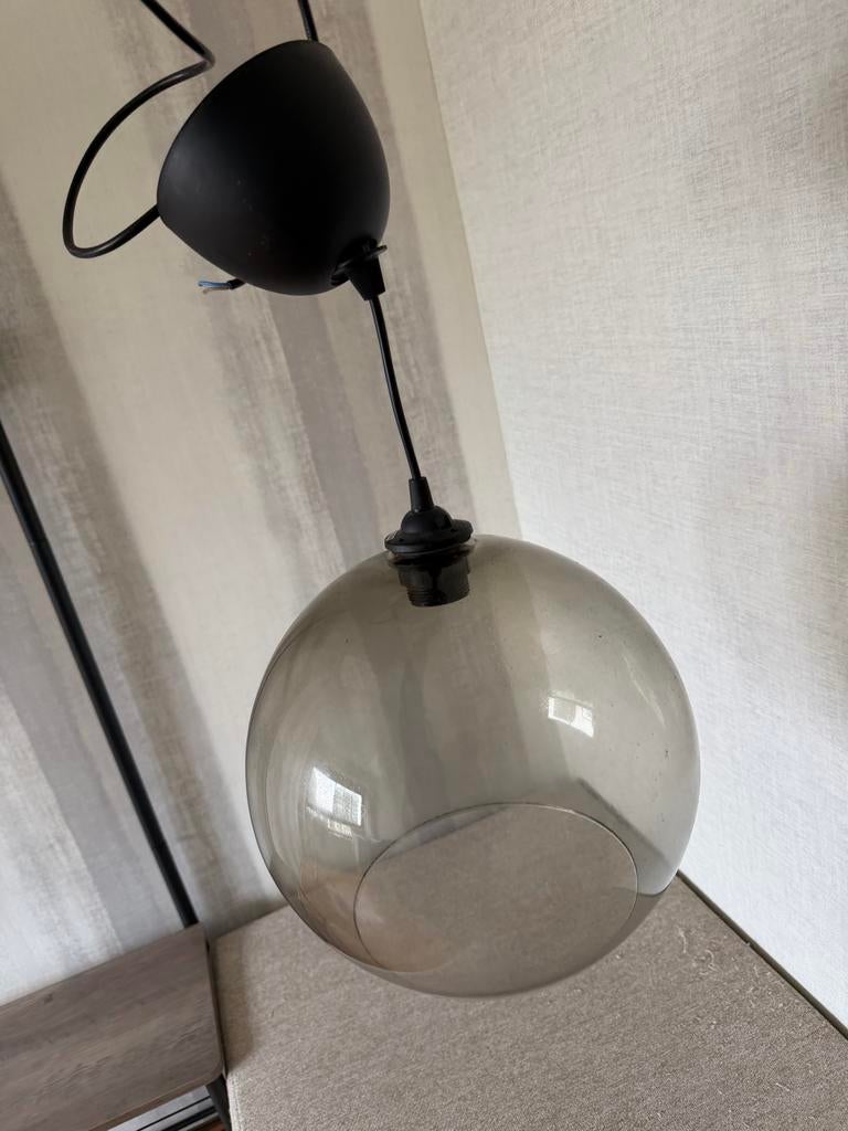 IKEA Hanglamp Glazen Bol - Rookgrijs, Ophalen, Zo goed als nieuw, Glas, Minder dan 50 cm