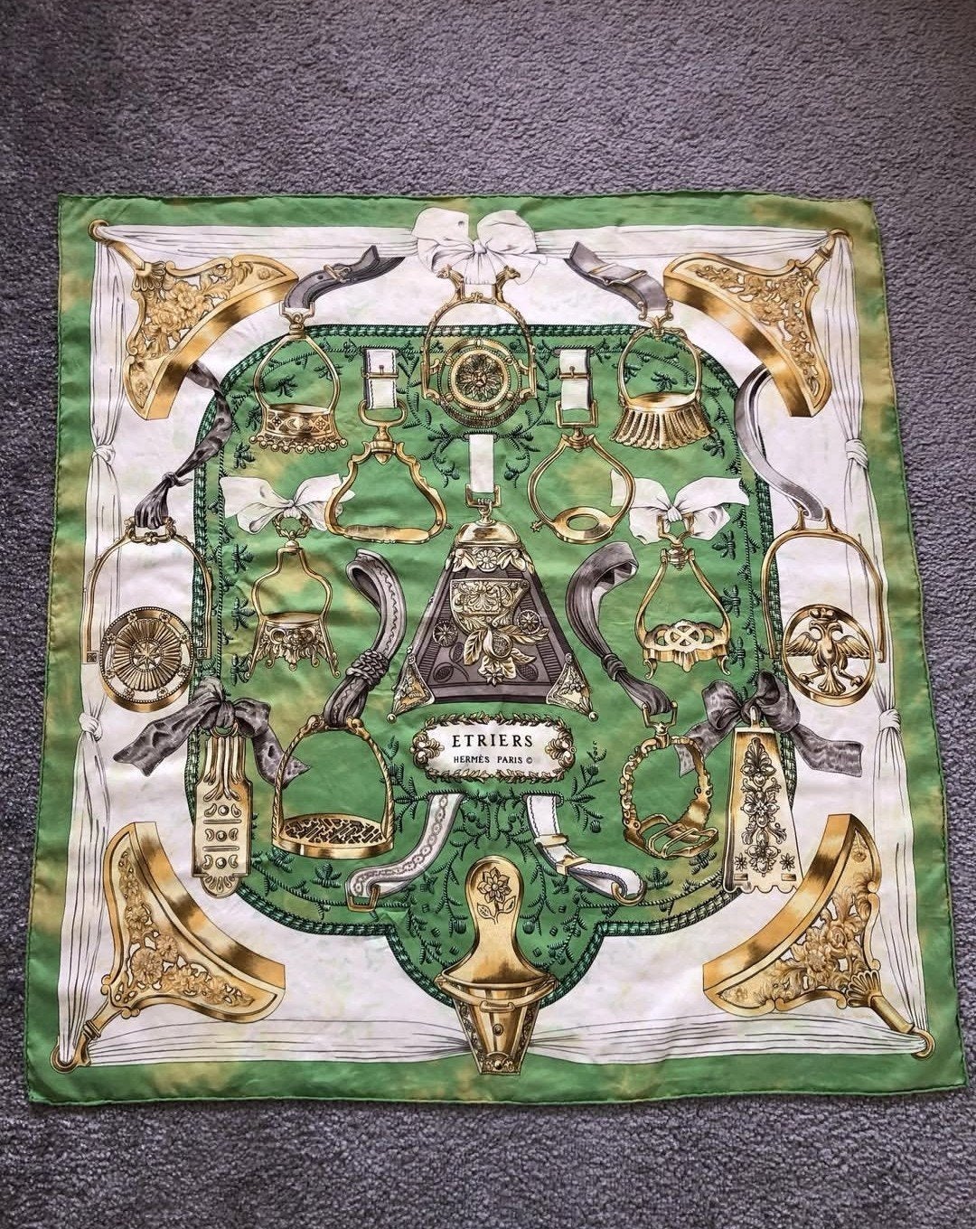 hermès sjaal, Verzenden, Maat 42/44 (L), Hermès, Sjaal