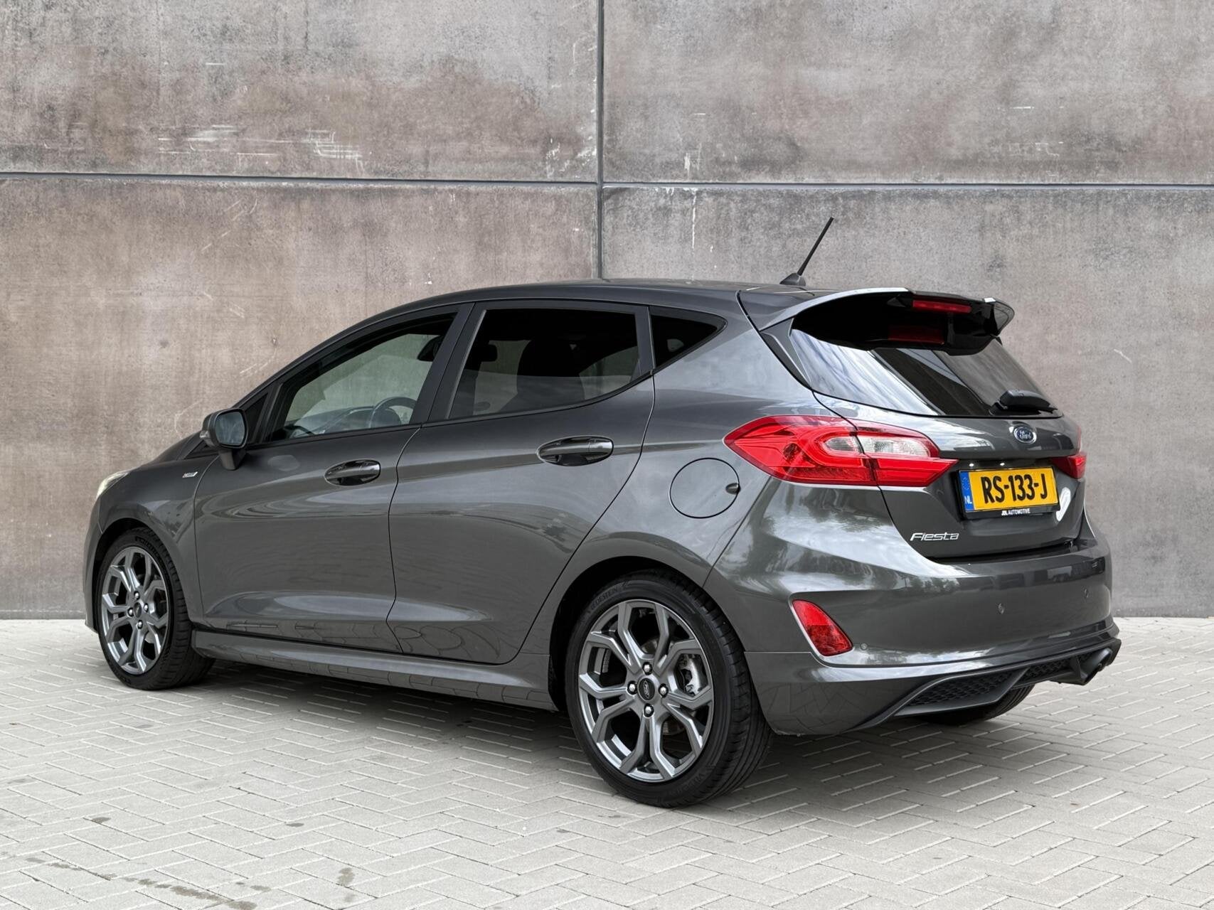 Foto 2 van Ford Fiesta 1.0 EcoBoost ST-Line X | Full LED | DAB+ | Alcan