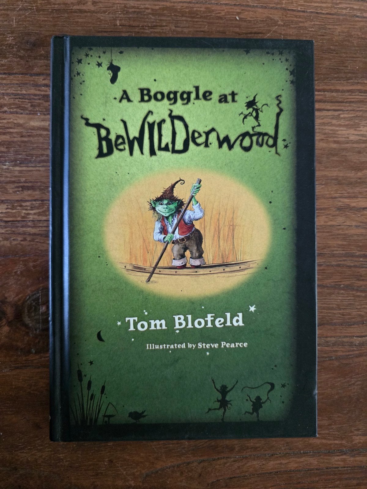 A Boggle at Bewilderwood - Tom Blofeld, Ophalen of Verzenden, Zo goed als nieuw, Tom Blofeld