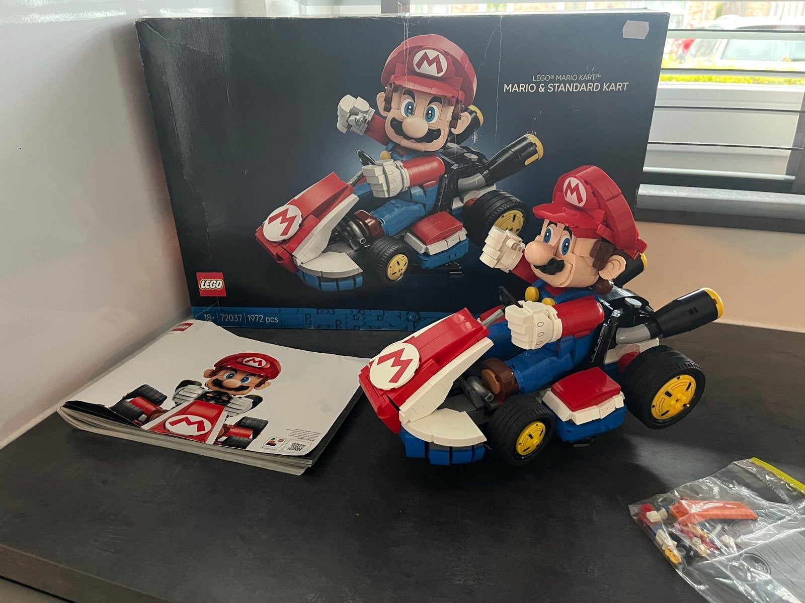 Lego 72037 Mario standaard Kart compleet met doos en boekje, Overige thema's, Lego, Compleet, Ophalen of Verzenden