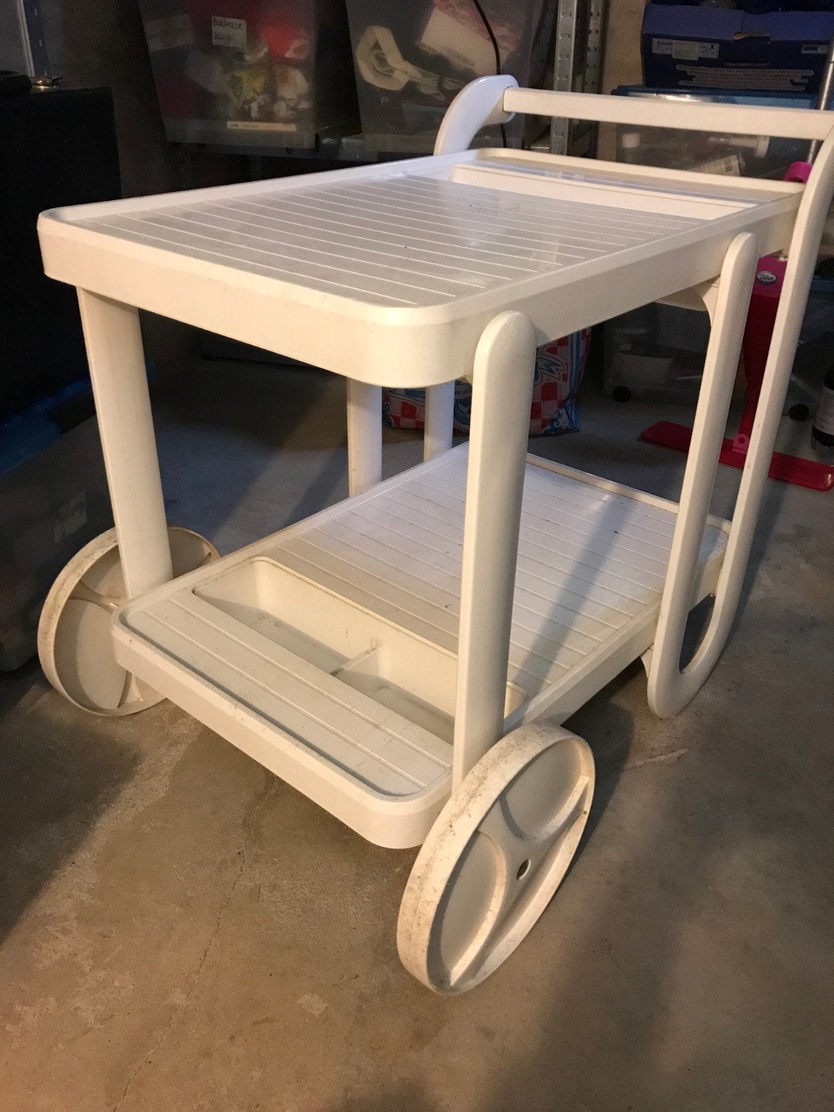 Witte kunststof serveerwagen met 2 niveaus, Ophalen