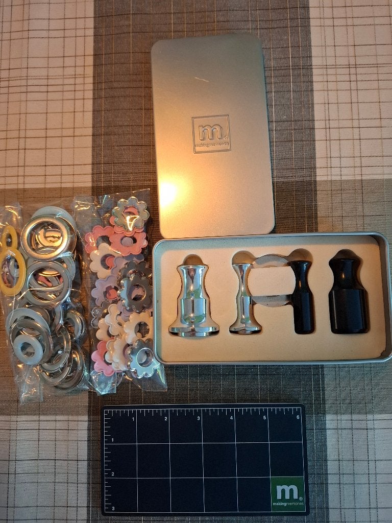 Making Memories Eyelet Setter Kit met veel toebehoren, Ophalen, Zo goed als nieuw, Overige typen, Overige merken