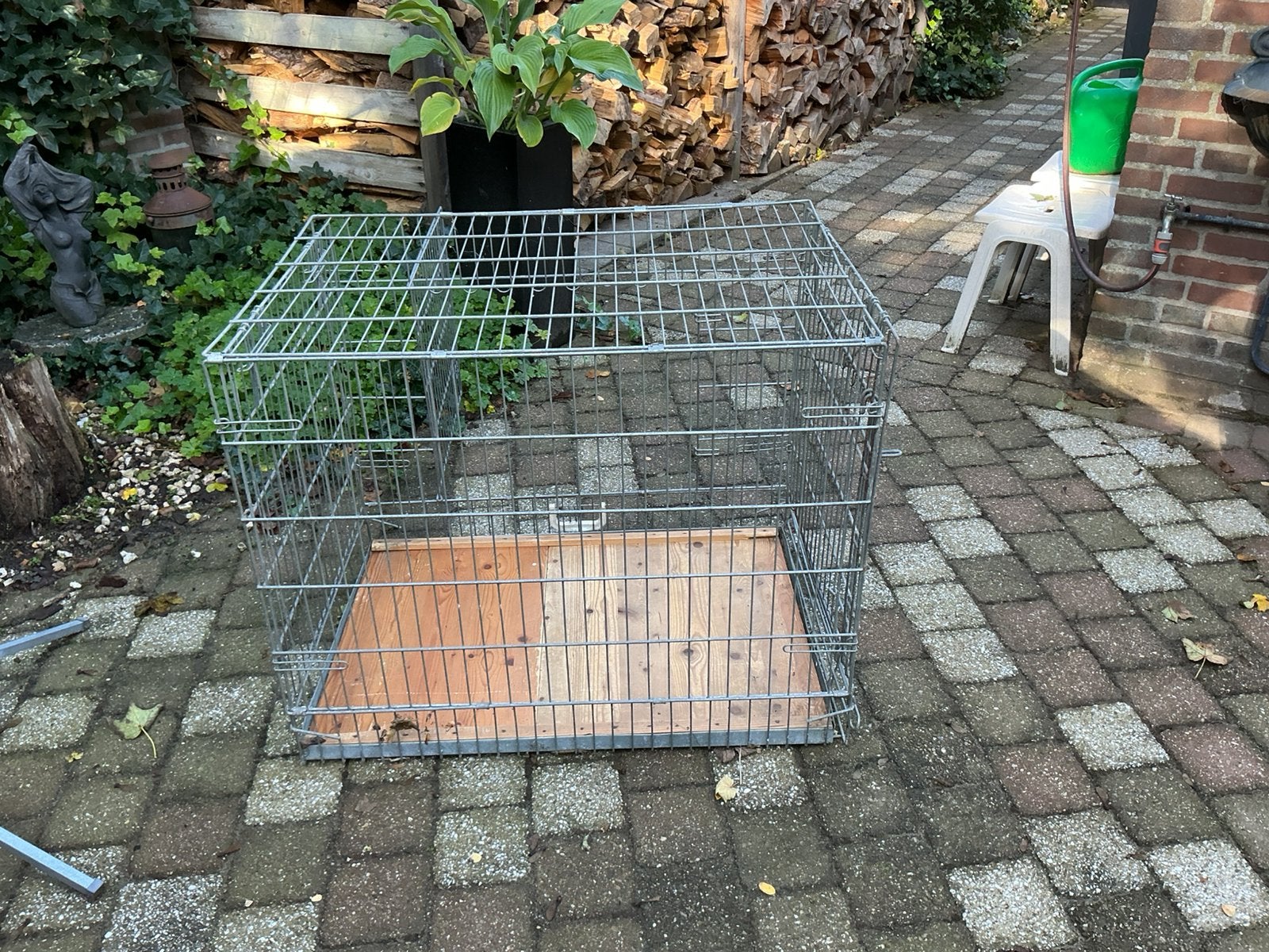 Honden bench met vlonder, Dieren en Toebehoren, Ophalen, Gebruikt