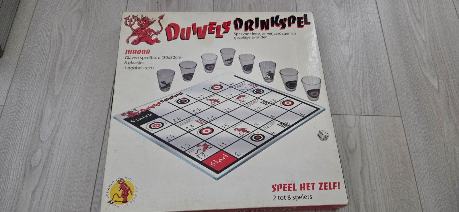duivels drinksspel bieden, Ophalen