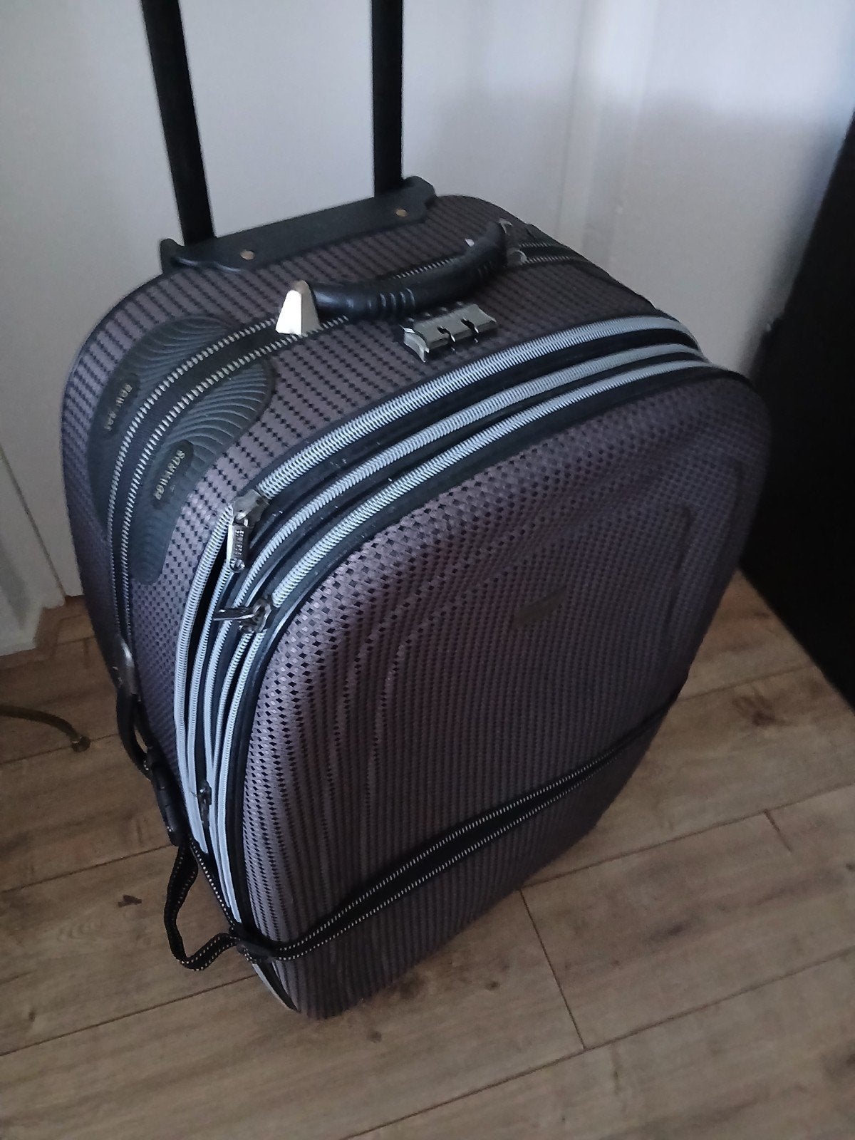 Grote Koffer Edwards, Sieraden, Tassen en Uiterlijk, Koffers, Gebruikt, 50 tot 60 cm, Zacht kunststof, 35 tot 45 cm