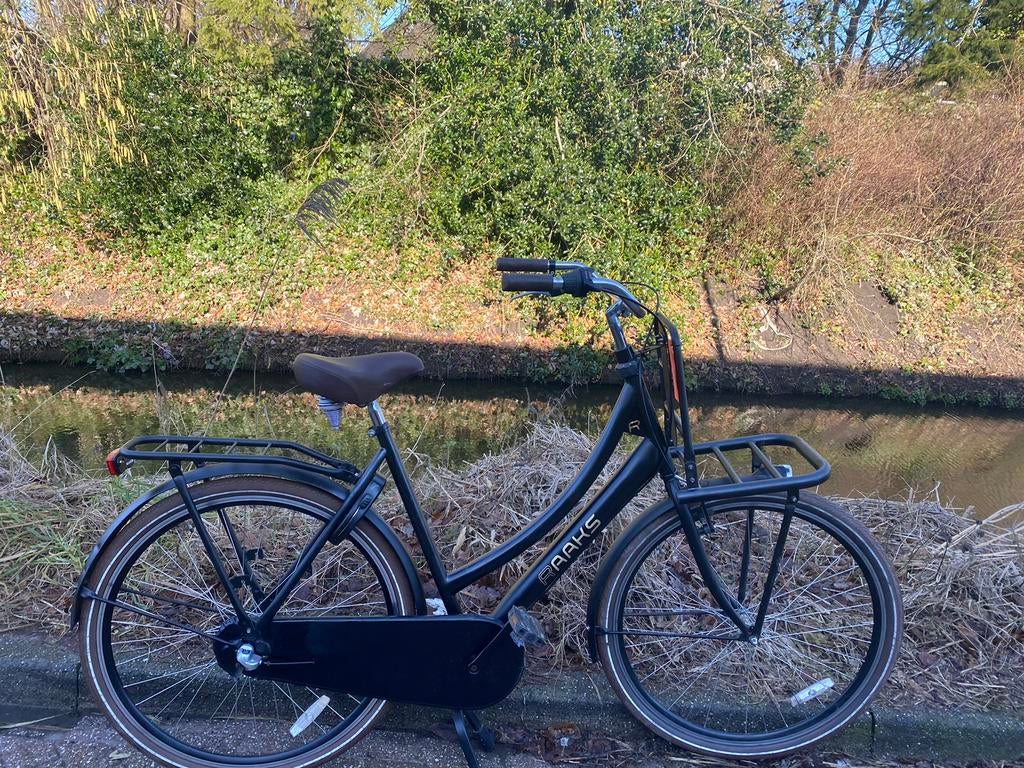 Raaks transport damesfiets, 56 cm of meer, Ophalen, Zo goed als nieuw