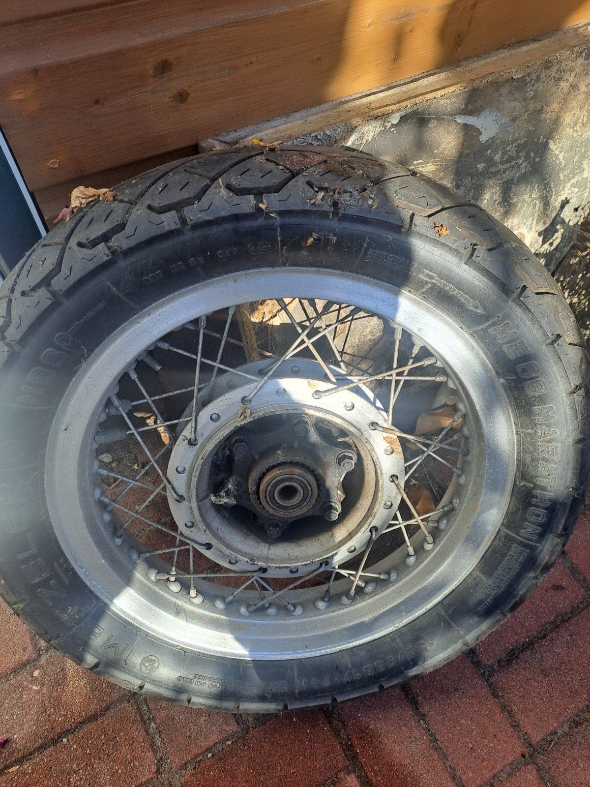 Honda Goldwing GL 1000 Achterwiel met band, Ophalen of Verzenden, Gebruikt