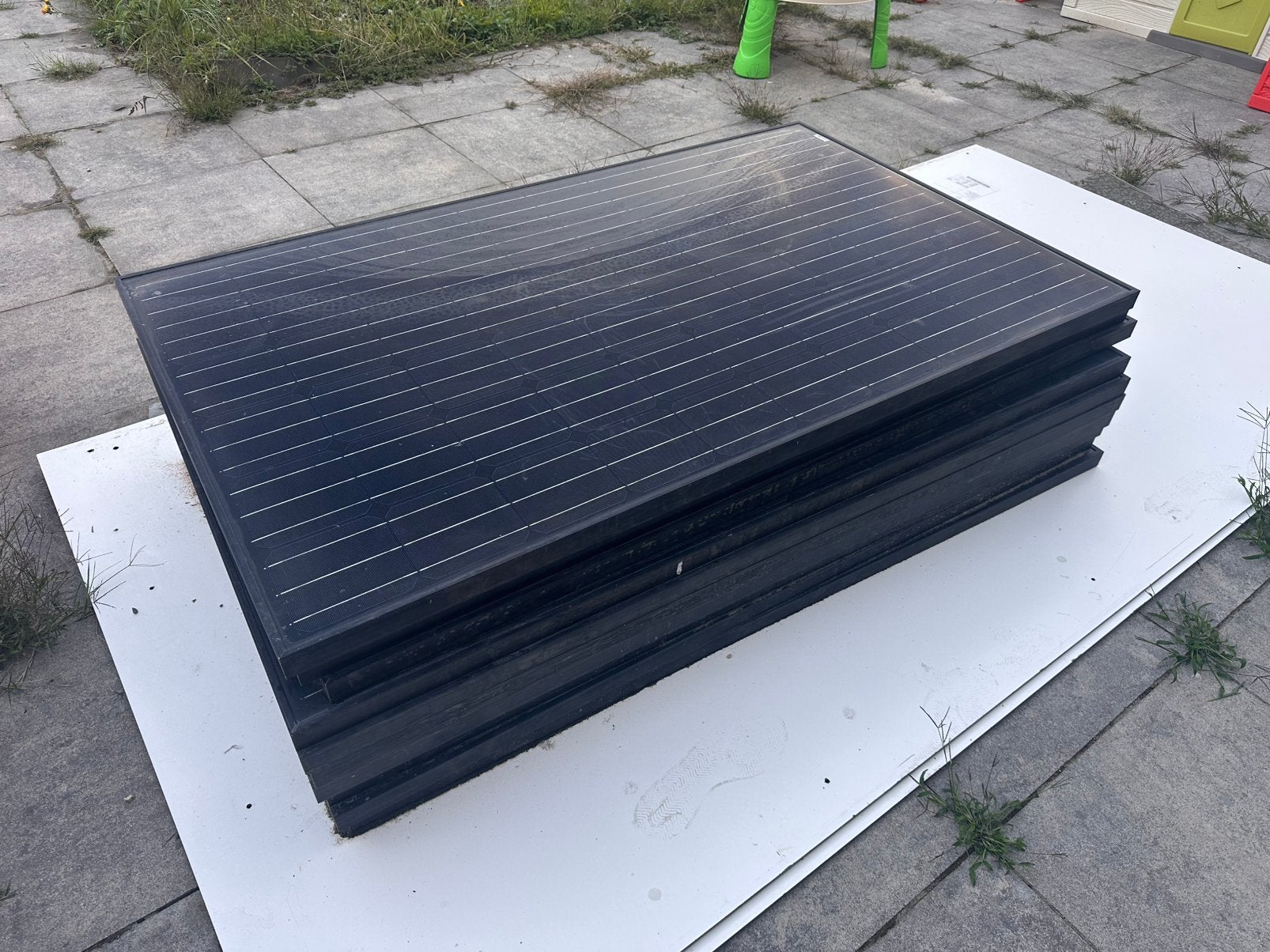 Zonnepanelen set (14 panelen) met omvormers, Ophalen, Gebruikt
