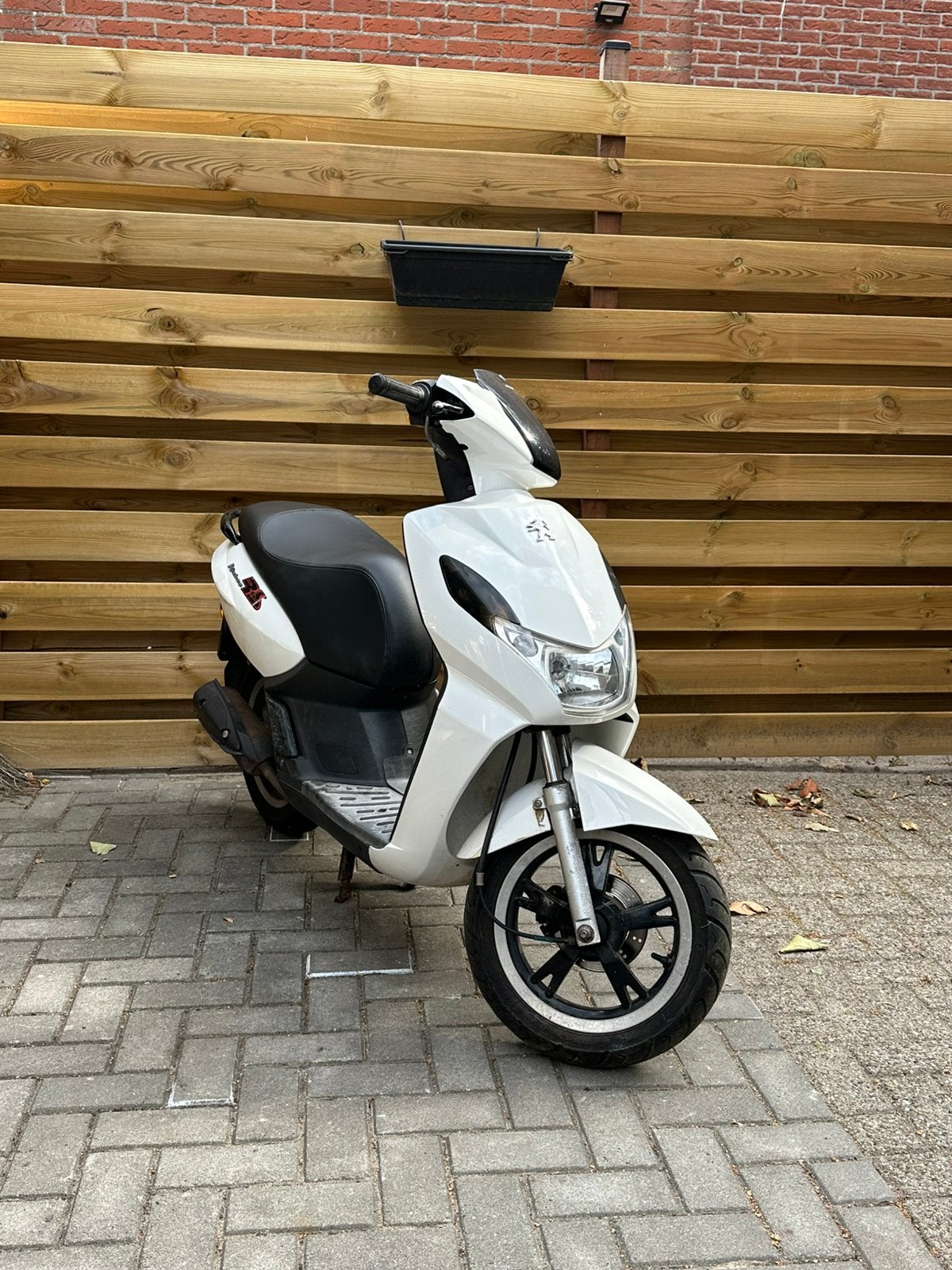 Peugeot kisbee RS 4t snor, Ophalen, Gebruikt, Overige modellen, Benzine