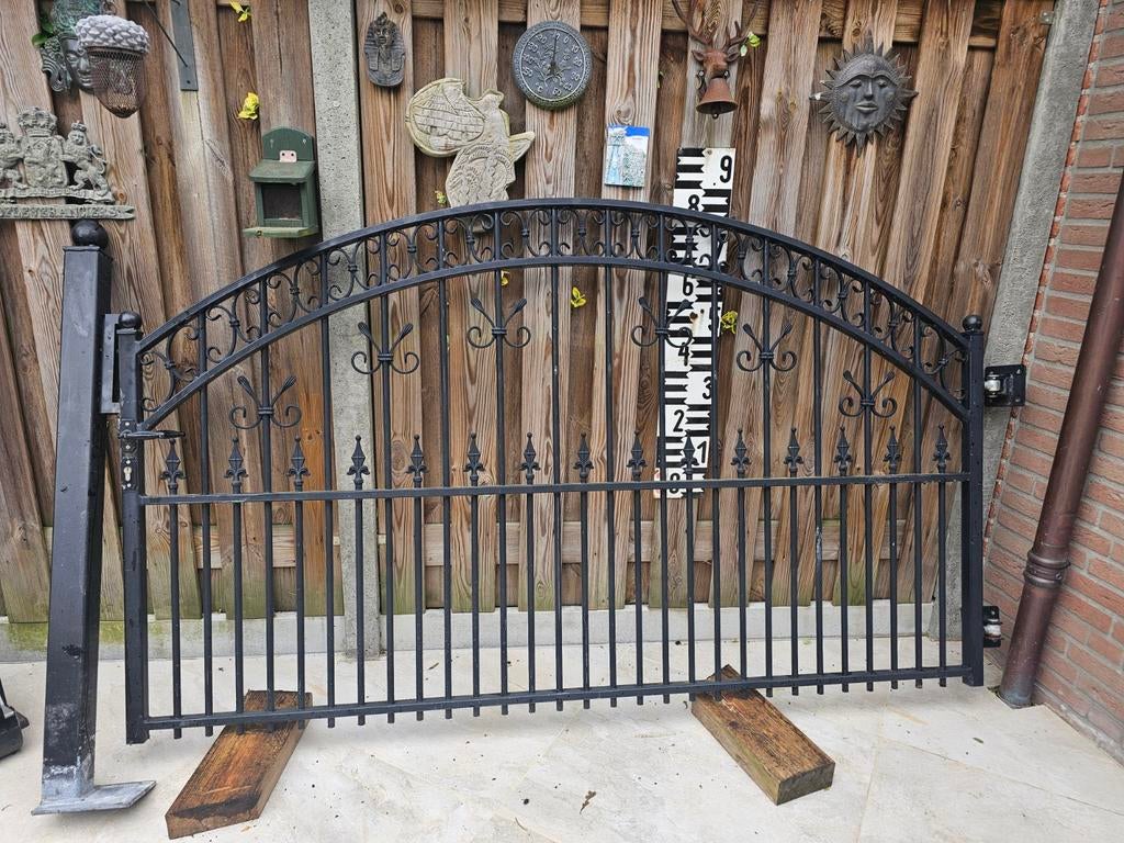 Ijzere poort, Ophalen, Gebruikt, 100 tot 150 cm, IJzer