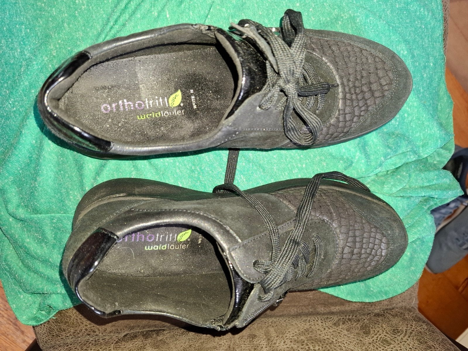 Waldlaufer, Ophalen of Verzenden, Zo goed als nieuw, Zwart, Sneakers of Gympen