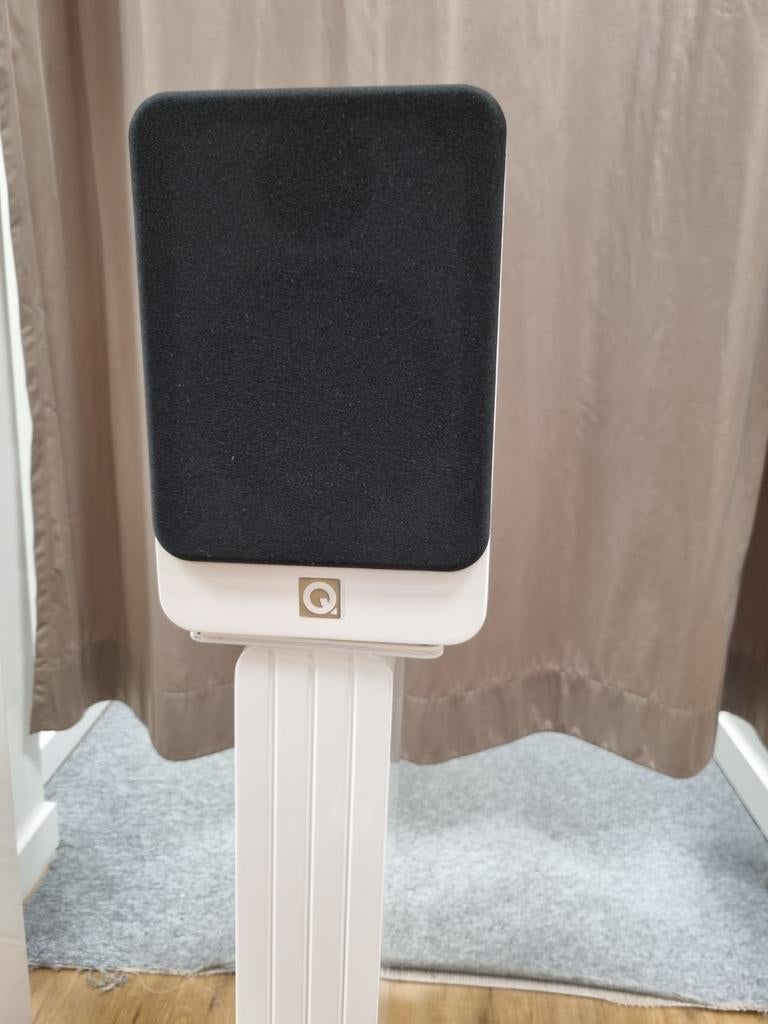 Q Acoustics Concept 20 + originele stands in topstaat., //, Zo goed als nieuw, //, //