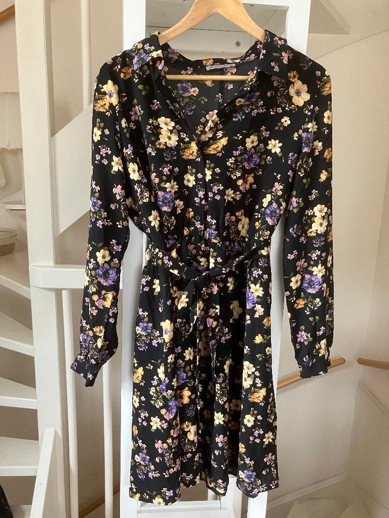 Jurk maat 42, Kleding | Dames, Jurken, Ophalen of Verzenden, Zo goed als nieuw, Maat 42/44 (L), Boven de knie