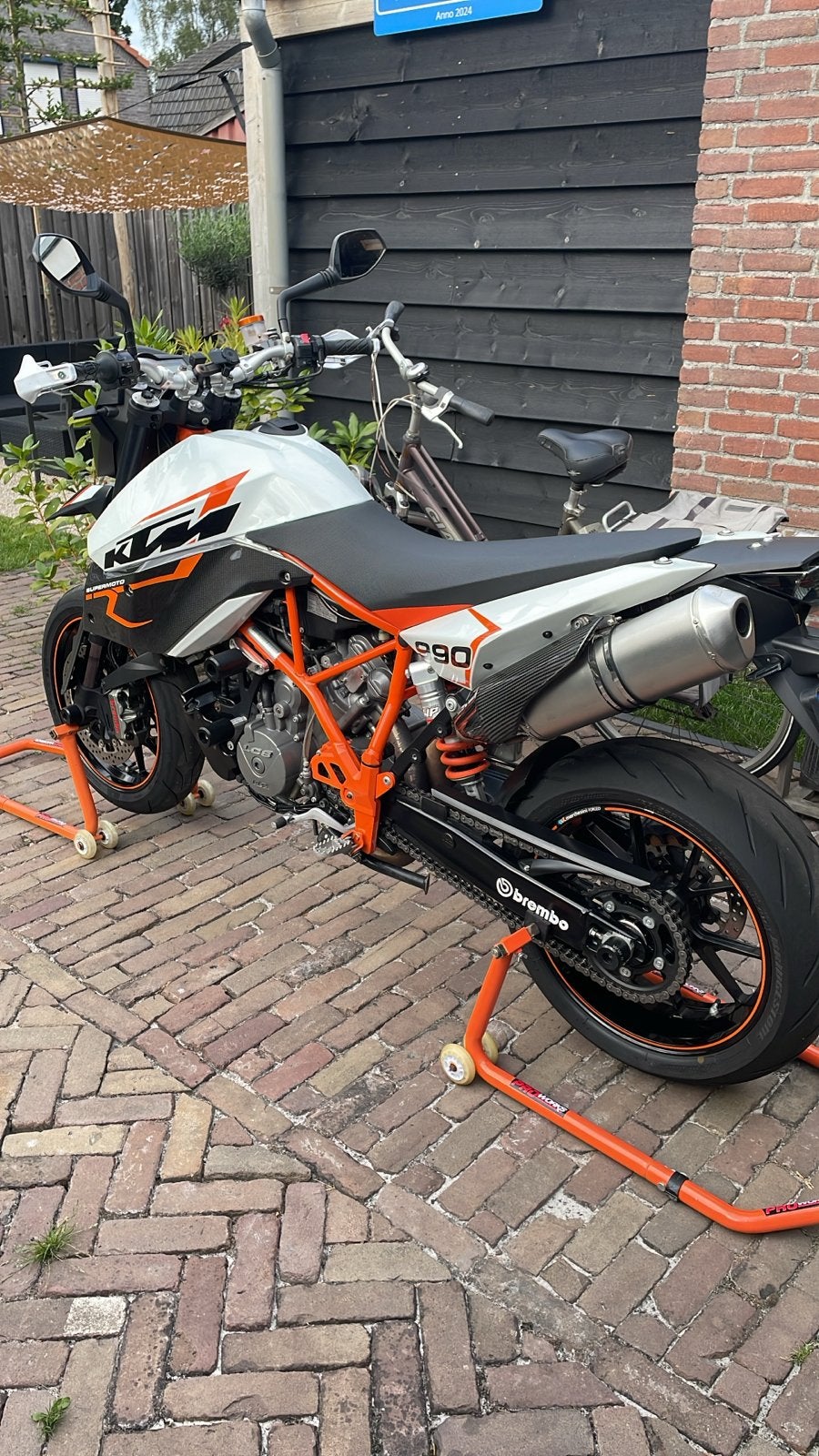 KTM 990 smr    Supermoto, 2 cilinders, Motorrijbewijs A, Gebruikt, Particulier