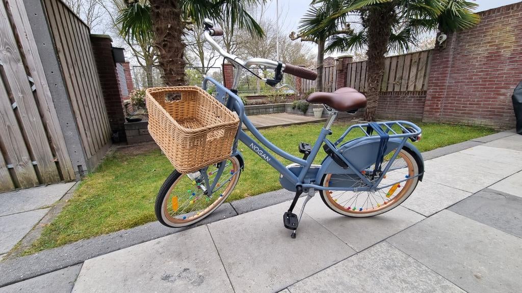 Nogan kinderfiets 24 inch met mandje, Fietsen en Brommers, Fietsen | Kinderfietsjes, Ophalen, Zo goed als nieuw, 20 inch of meer