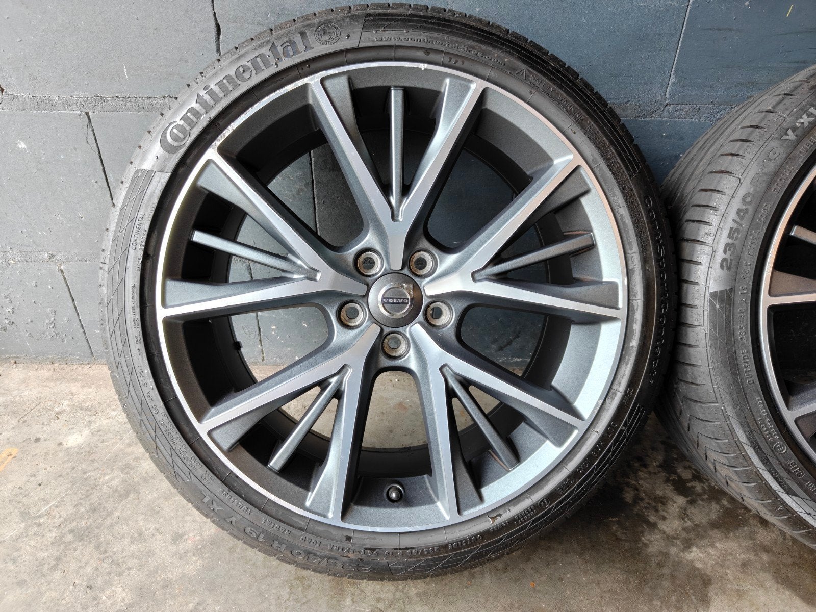 19" Originele Volvo V60 S60 V70 Zomerset Continental, Auto-onderdelen, Banden en Velgen, 4153RD, Gebruikt, Banden en Velgen, 235 mm