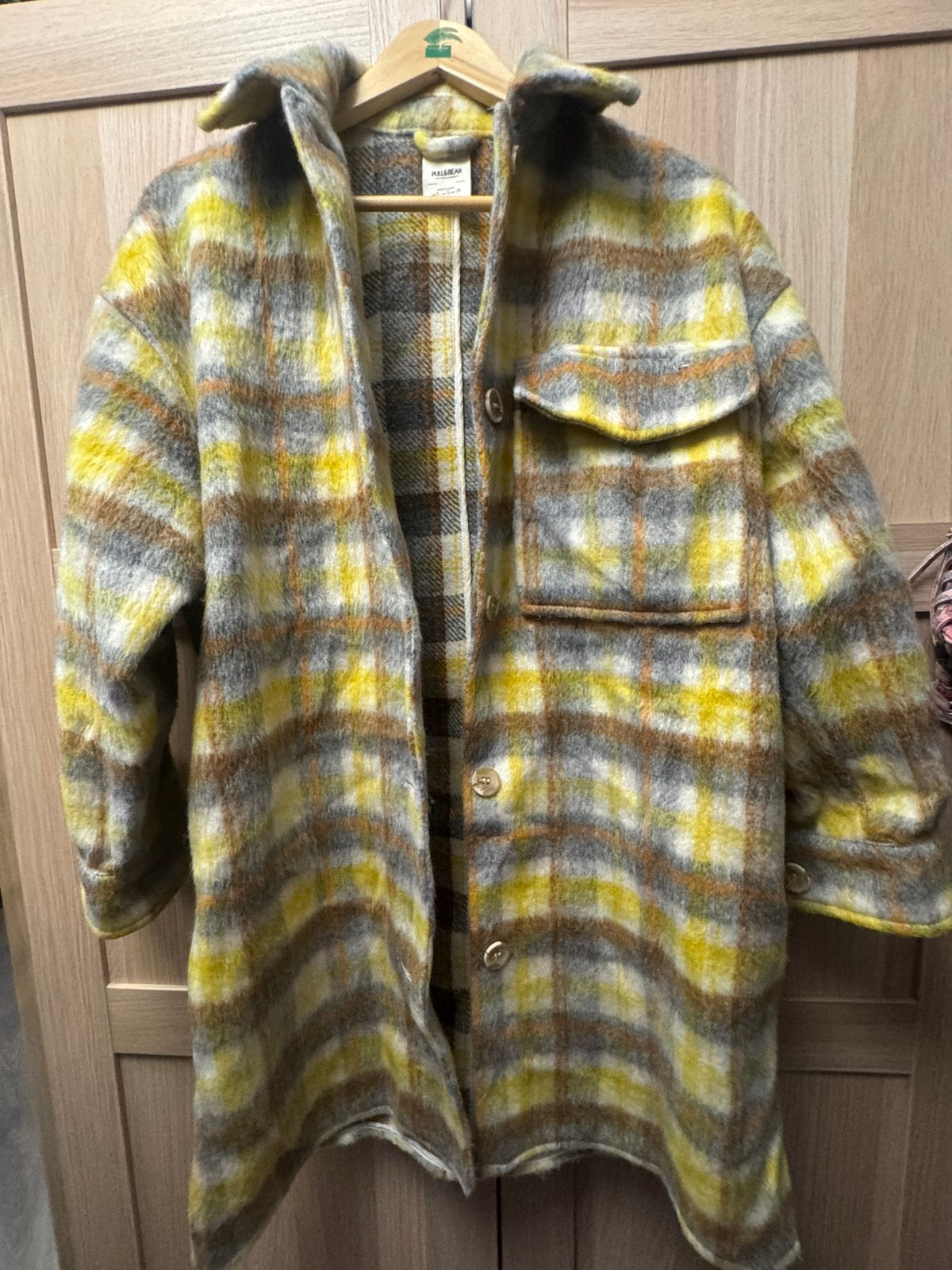 Bershka - Jas, Verzenden, Zo goed als nieuw, Maat 36 (S), Geel