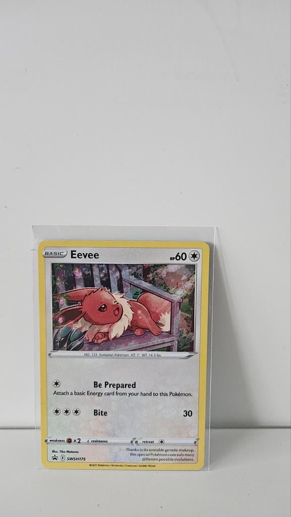 Pokémon Eevee SWSH175 Promo Kaart, Ophalen of Verzenden, Zo goed als nieuw, Losse kaart
