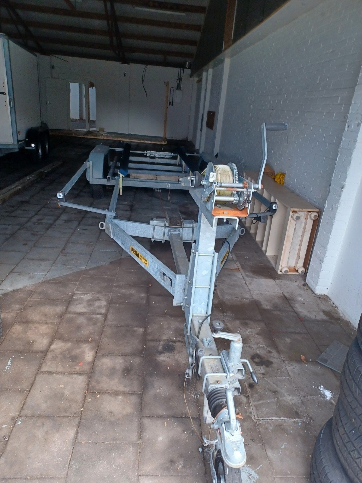 Pega Boottrailer XLZ 2700/700 - Dubbelassig en Geremd, Ophalen, Gebruikt, Overige typen, Motorboot