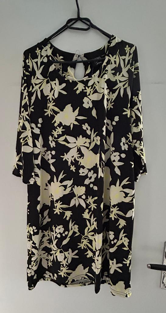 Wibra jurk zwart met geel maat 42/44, Kleding | Dames, Zwart, Maat 42/44 (L), Nieuw, Ophalen of Verzenden