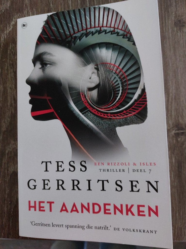 Thrillers van Tess Gerritsen, Ophalen of Verzenden, Zo goed als nieuw, Tess Gerritsen