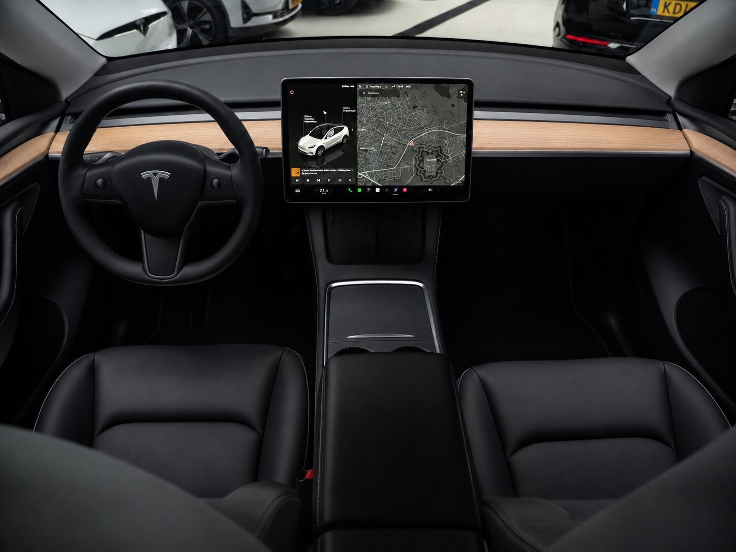 Foto 10 van Tesla Model Y Long Range Dual Motor AWD 351pk Navi Camera Le