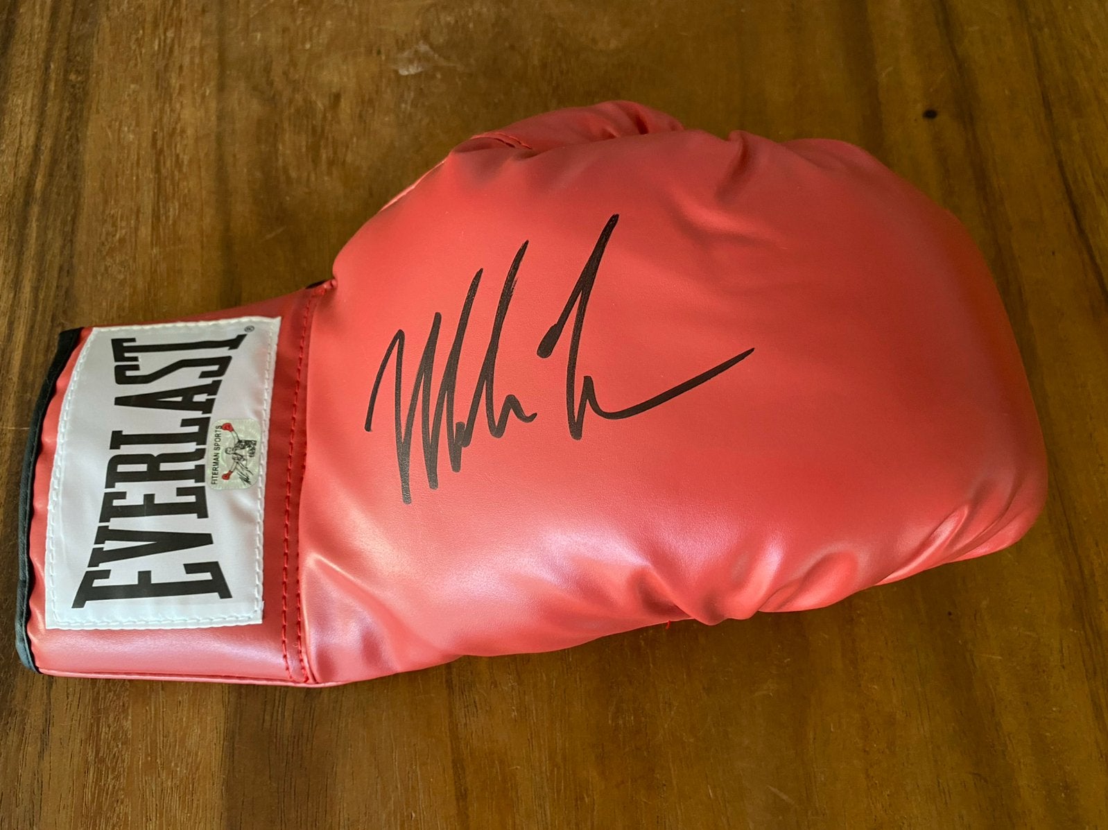 Gesigneerde Everlast bokshandschoen Mike Tyson, Ophalen of Verzenden, Nieuw, Bokshandschoenen