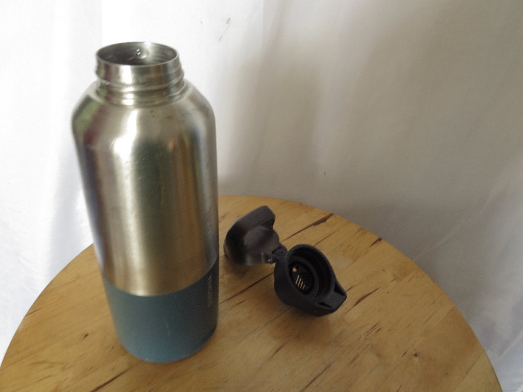 groene isotherm rvs waterfles klikdop 800 ml Quechua, Ophalen of Verzenden, Gebruikt