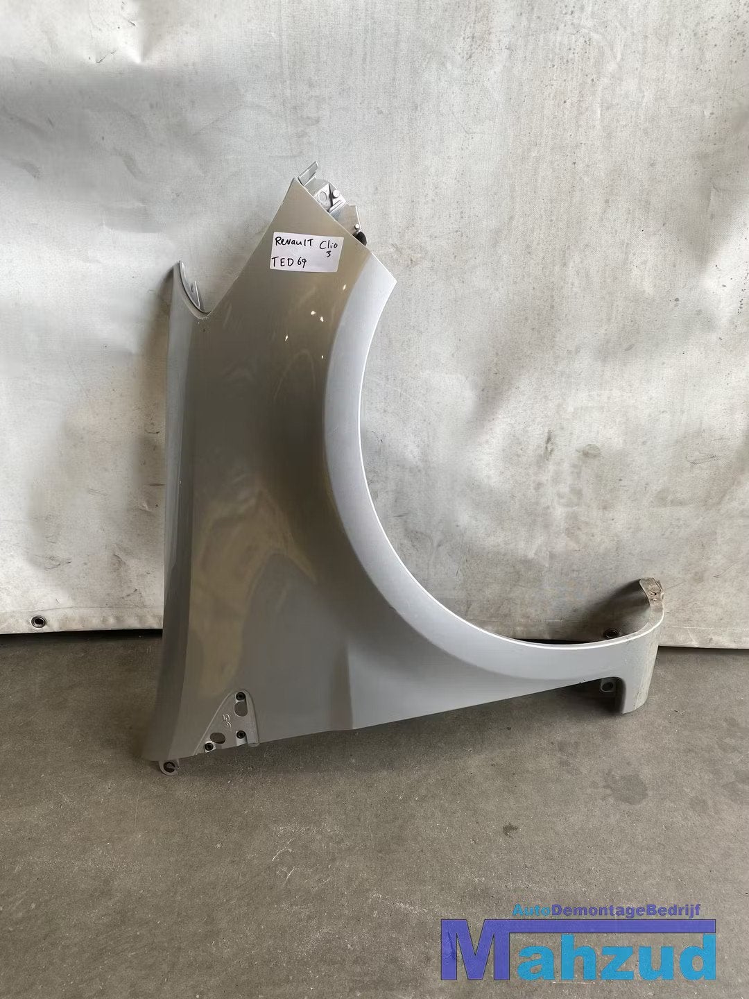 RENAULT CLIO 3 Grijs TED69 Rechts voorscherm scherm pre-lift, Auto-onderdelen, Renault Group, Gebruikt, Contact.group@renault.com