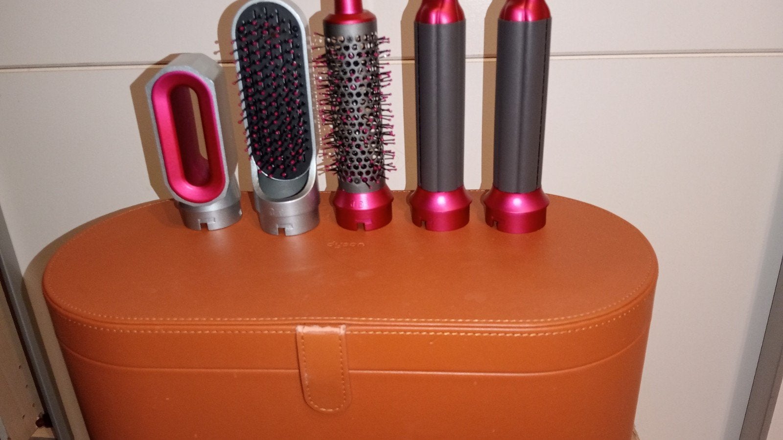 Dyson air wrap föhn accessoires met originele doos,geen föhn, Ophalen of Verzenden, Zo goed als nieuw, Föhn of Haardroger
