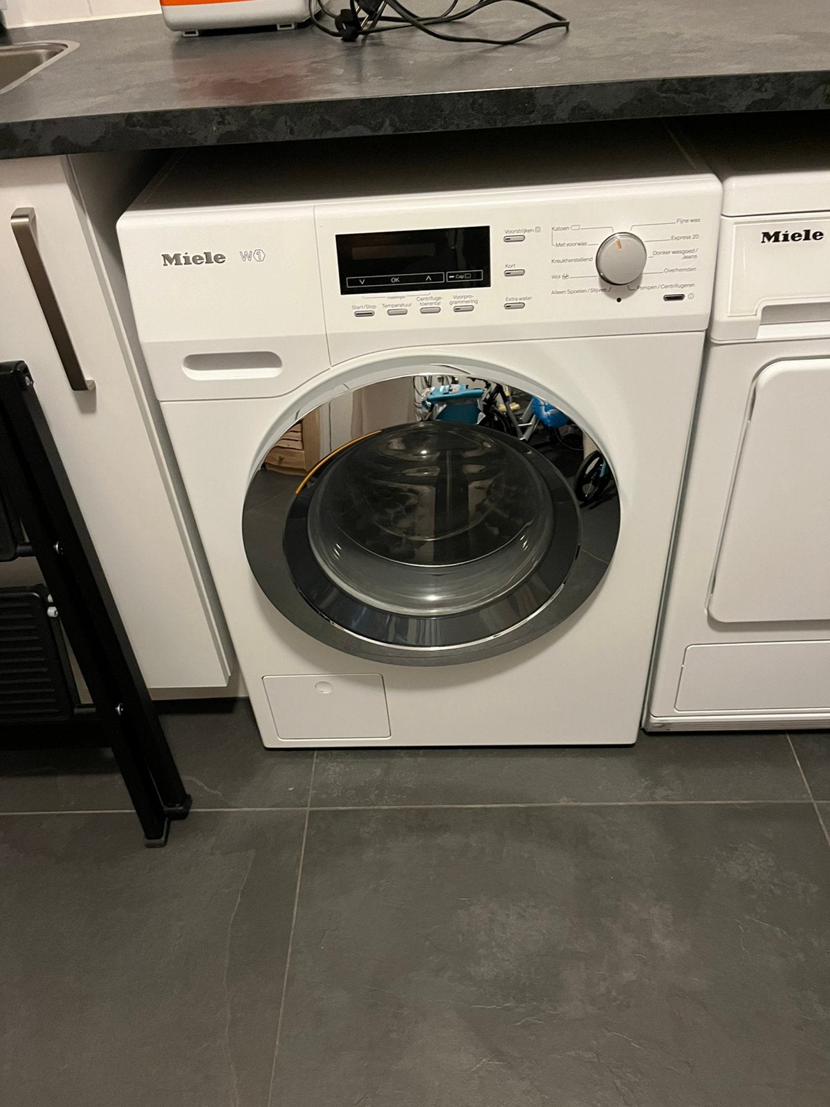 Te koop miele wasmachine, Ophalen, 8 tot 10 kg, 1600 toeren of meer, Voorlader
