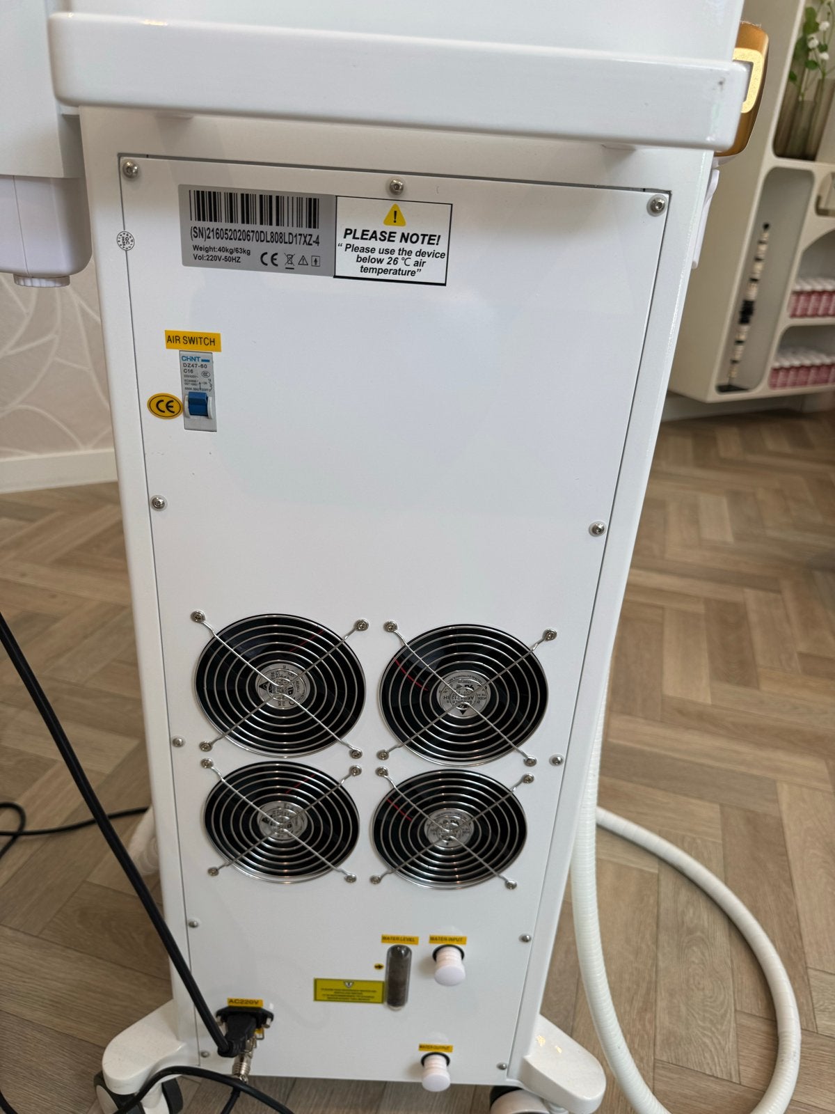 Professionele Diode Laser en ND YAG Laser Ontharingsapparaat, Ophalen of Verzenden, Zo goed als nieuw, Scheren en Epileren