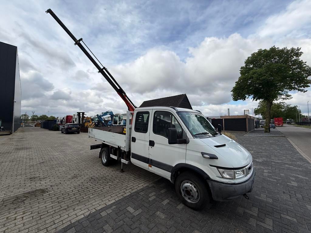 IVECO Daily 65C15 flatbed truck < 3.5t, Gebruikt, 4 cilinders, Wit, Bedrijf