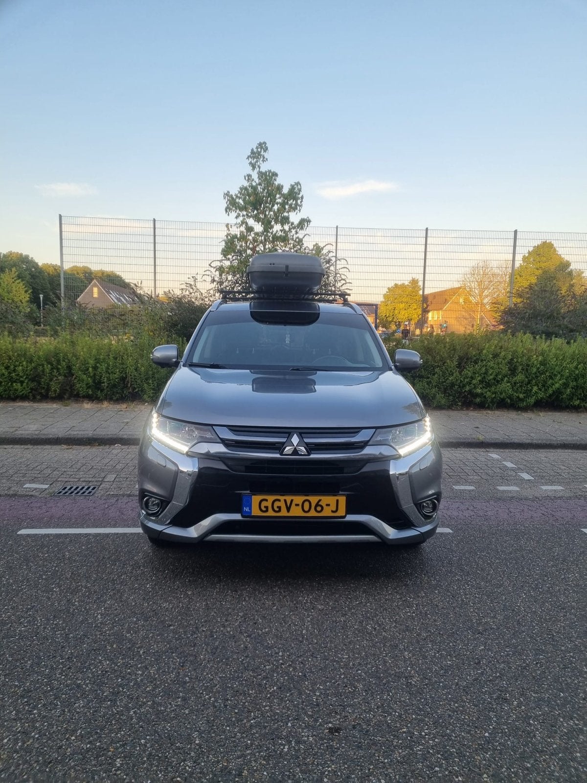 Mitsubishi Outlander 2.0 Dohc Mivec Phev 203pk 4WD CVT 5P, 1998 cc, Outlander, 1835 kg, SUV of Terreinwagen