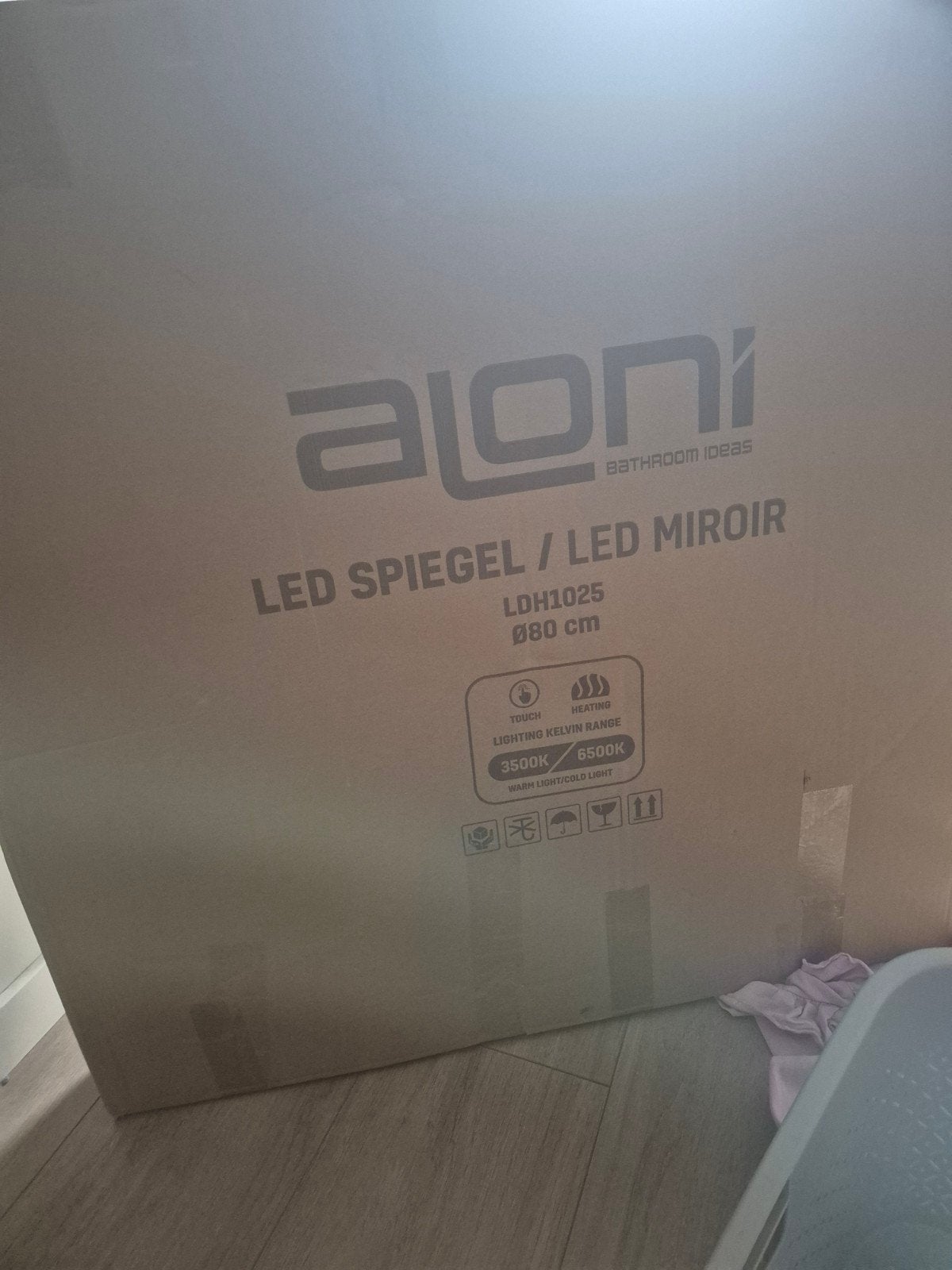 Aloni LED Spiegel Ø80 cm - Nieuw in doos, Huis en Inrichting, Woonaccessoires | Spiegels, Ophalen