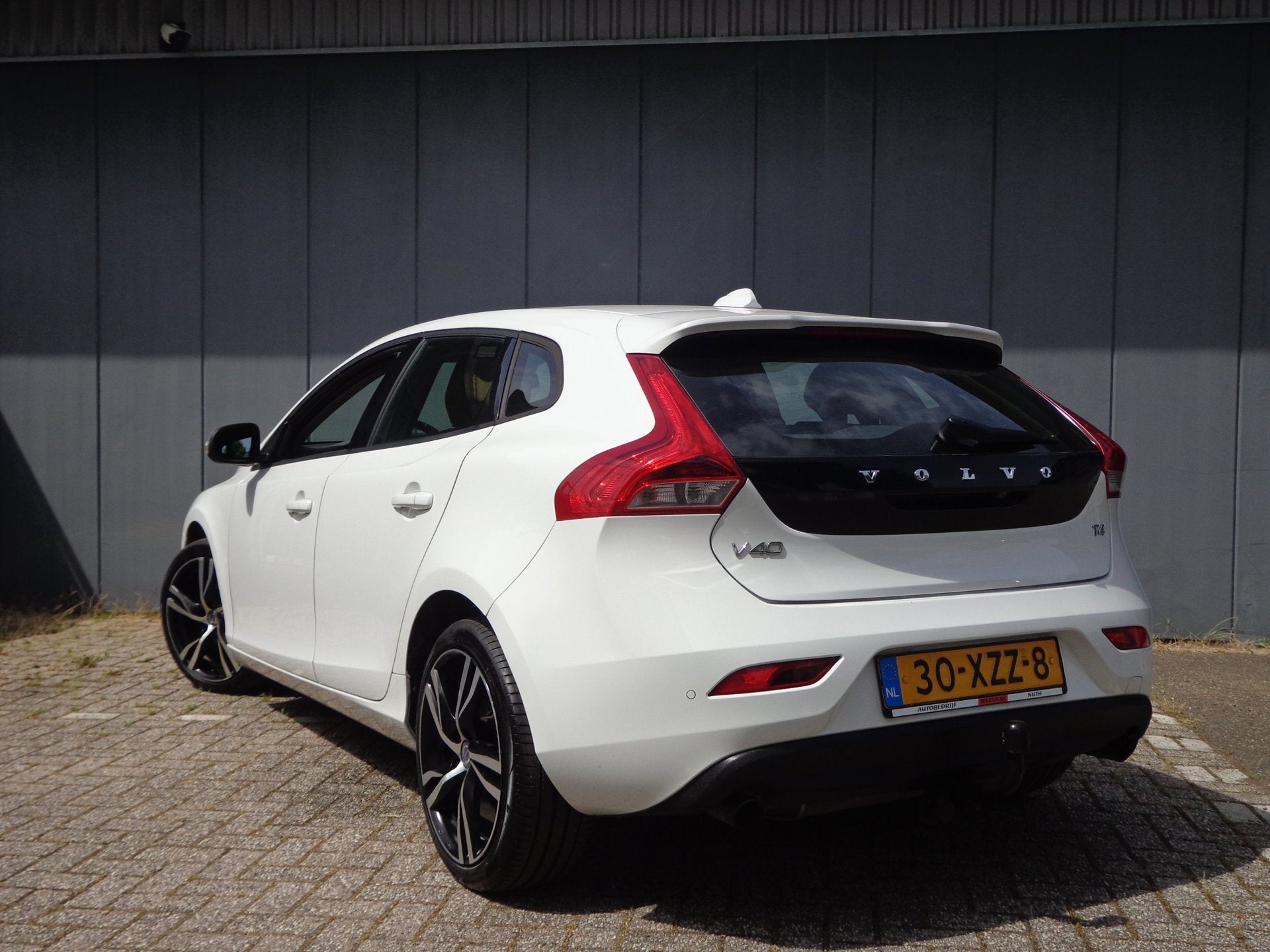 Volvo V40 1.6 T4 Kinetic Top Staat,Vol.Onderhoud,2 Eig, Auto's, Voorwielaandrijving, Gebruikt, 4 cilinders, Alcantara