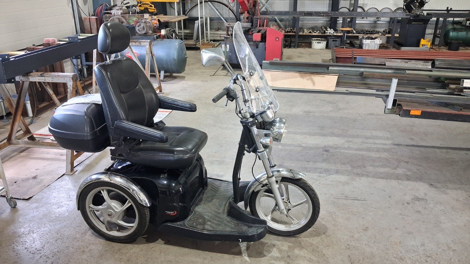 Scootmobiel, Ophalen, Gebruikt