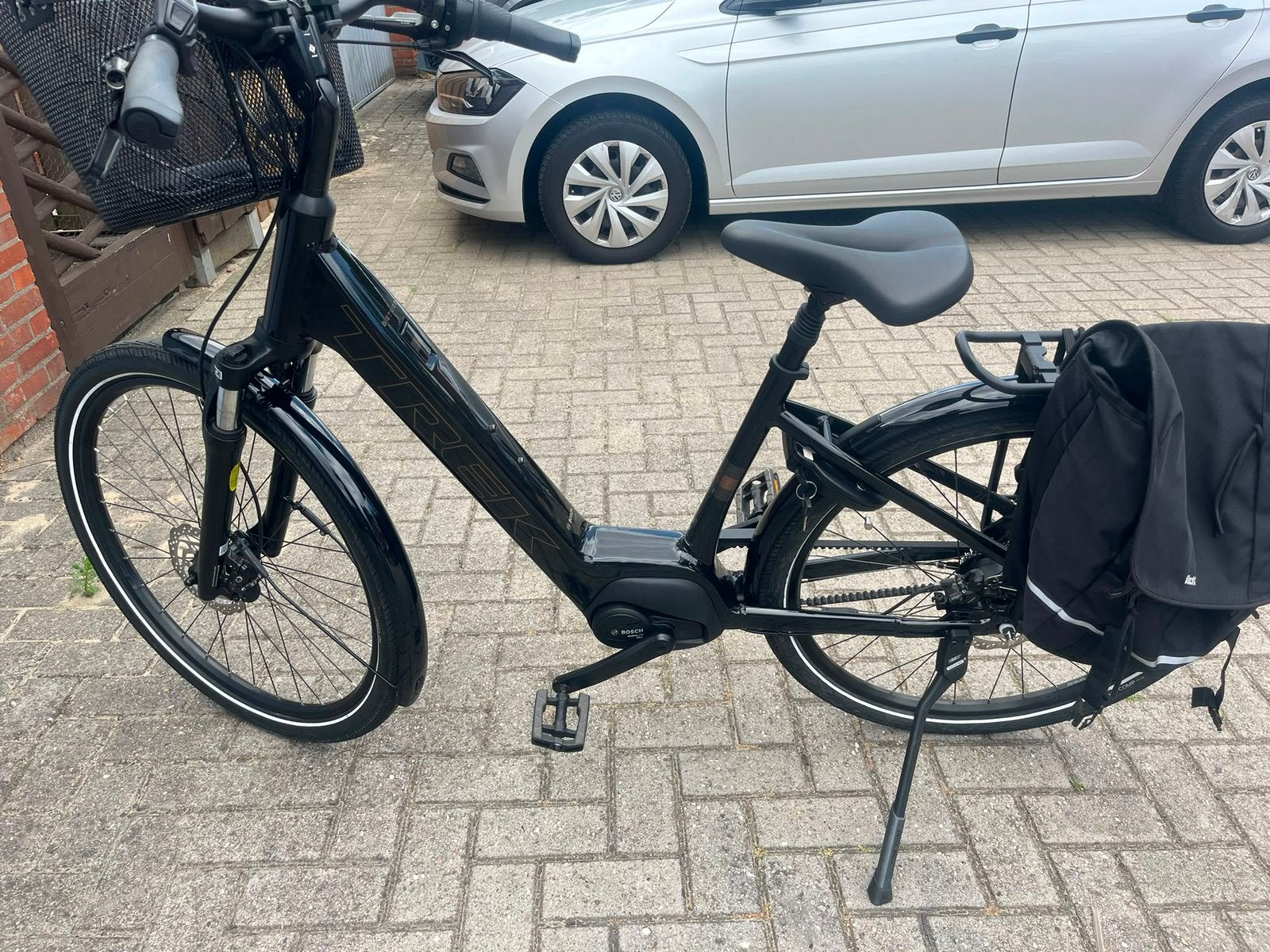 Trek district+ 2 beltdrive, snaar, bosch plus 47 cm frame, Ophalen, Zo goed als nieuw, Overige merken