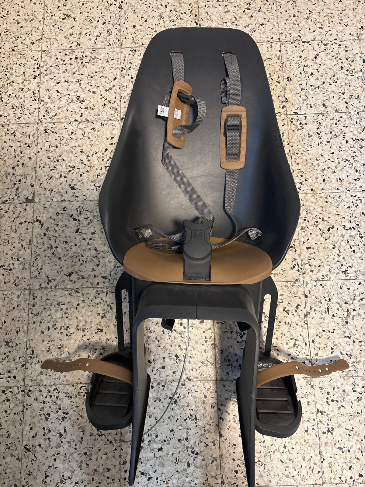 Urban Iki fietsstoeltje met base - Achterzitje, Achterzitje, 9 t/m 18 kg, Ophalen of Verzenden, Gebruikt