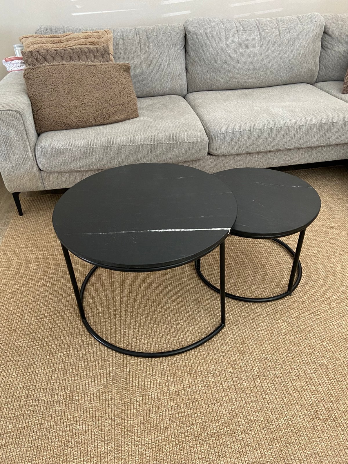 Mooie set marmer salontafels met metalen onderstel, Ophalen, Zo goed als nieuw, Rond, 50 tot 100 cm
