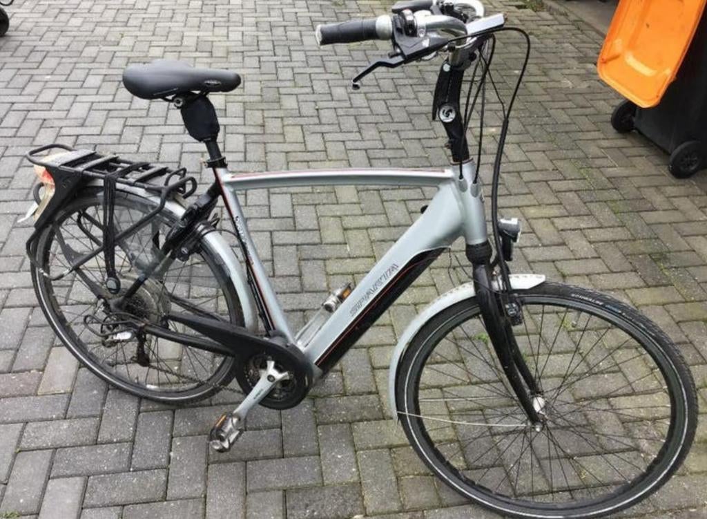 Sparta E-bike met lekke achterband en defecte accu, Ophalen of Verzenden, Gebruikt, Minder dan 30 km per accu, Sparta