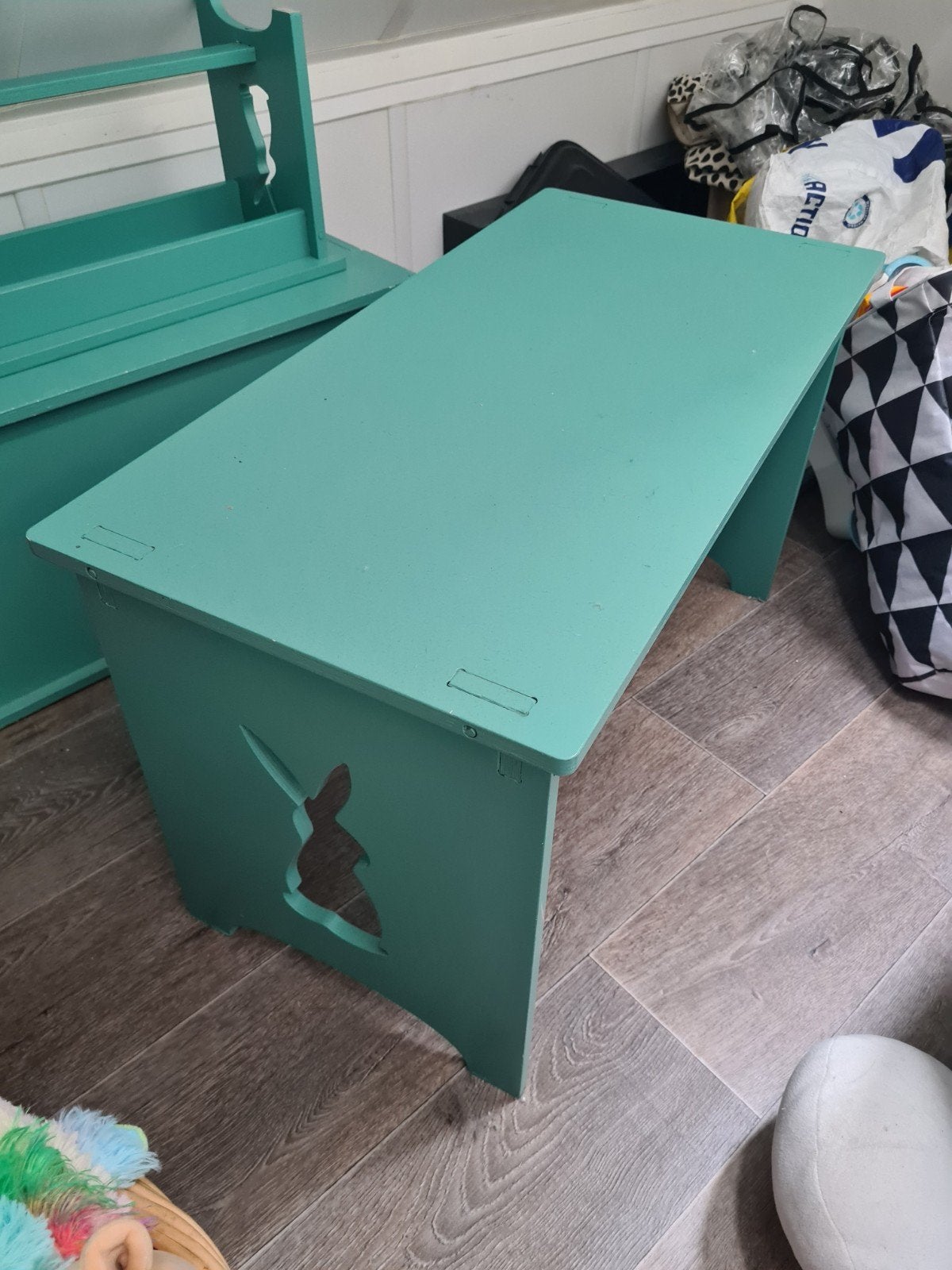 Kindertafeltje, bankje en opbergkist, Kinderen en Baby's, Ophalen, Gebruikt, Tafel(s) en Stoel(en)