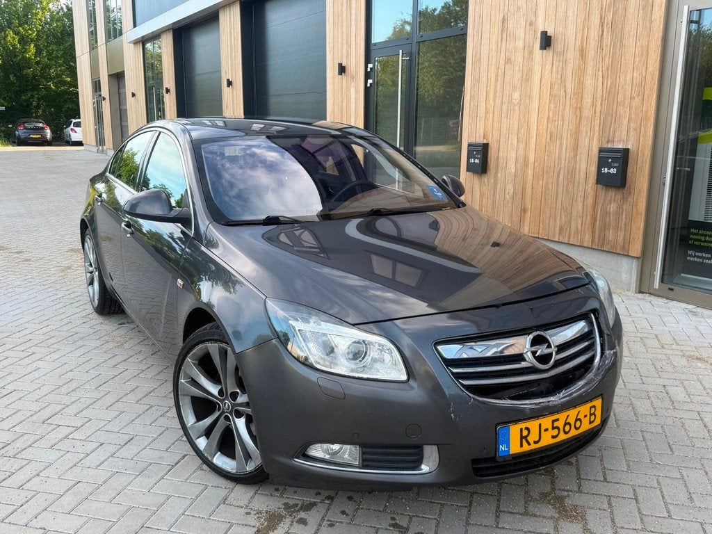 Opel Insignia 2.0 CDTI Executive (bj 2009) 161PK|AUTOMAAT|LE, Auto's, Opel, 15 km/l, Zwart, 4 cilinders, Leder