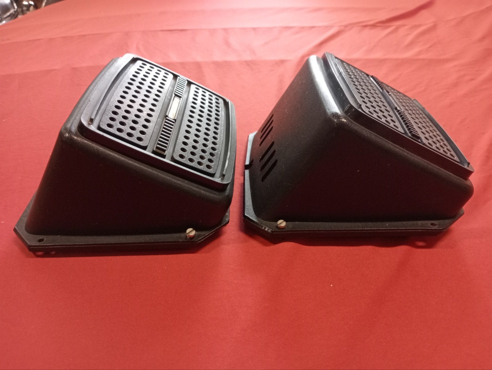 Set opbouwspeakers met krachtige 80W RVS 2-weg Axton speaker, Auto diversen, Axton, Ophalen of Verzenden, Zo goed als nieuw, Nb