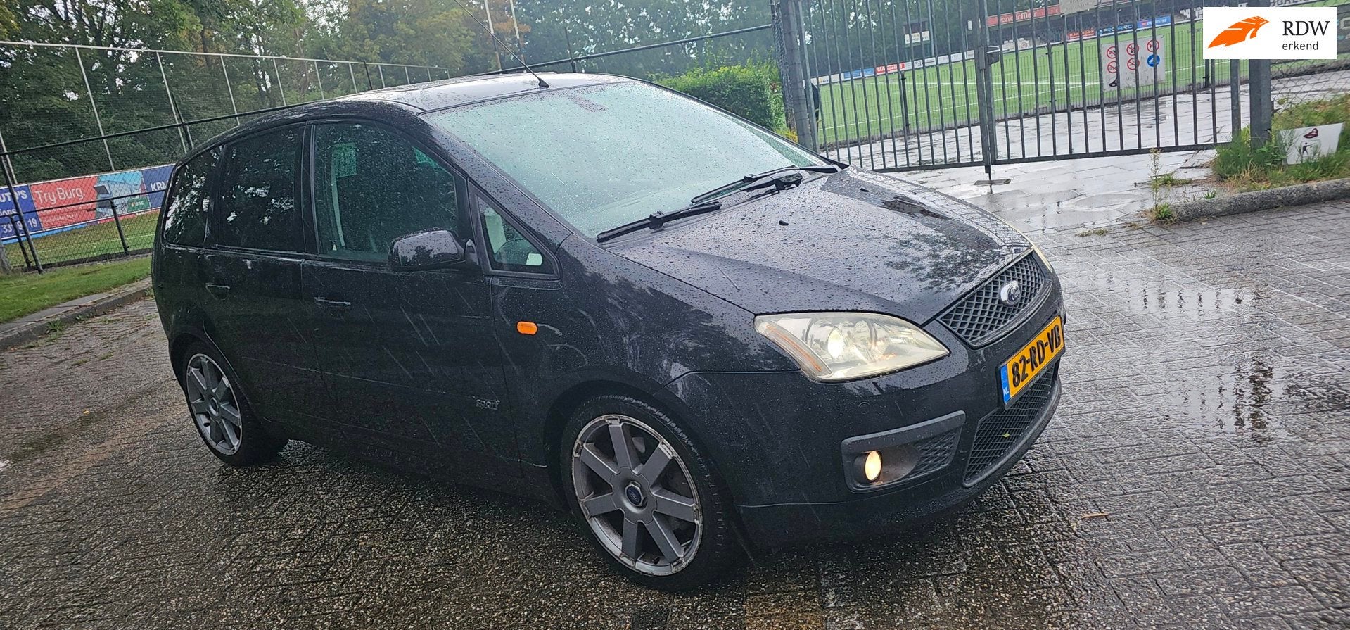 Ford Focus C-Max 2.0-16V Sport leer xenon velgen etc, Voorwielaandrijving, Gebruikt, Zwart, Bedrijf