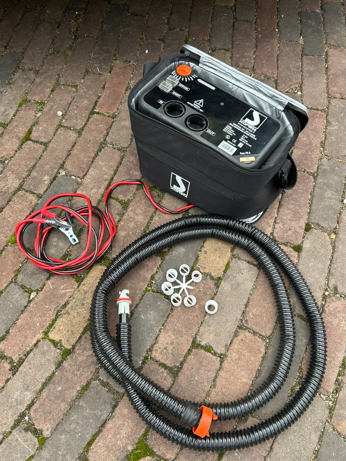 Scoprega bravo 12 volt elektr luchtpomp, als nieuw., Ophalen, Zo goed als nieuw