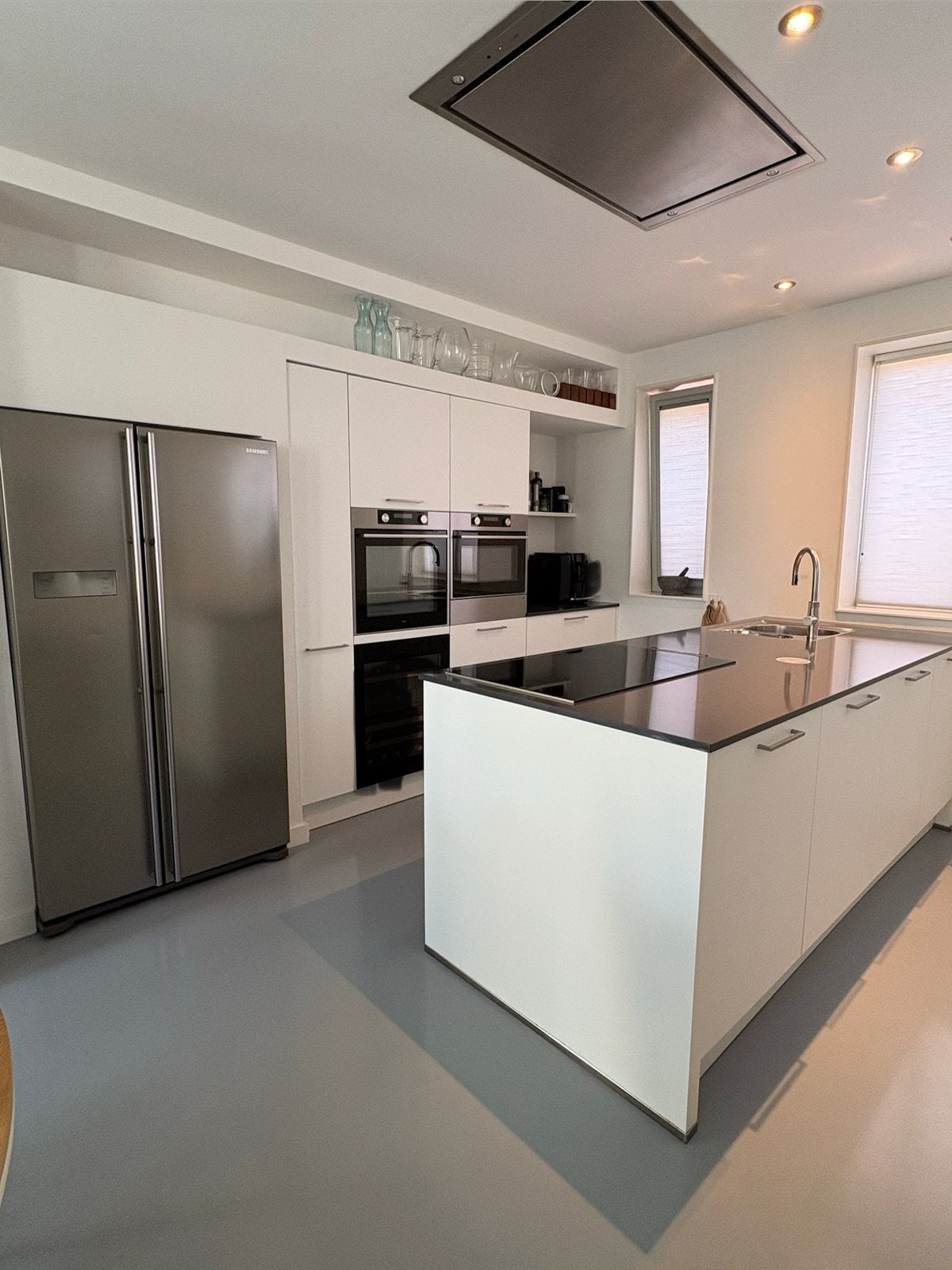 Gebruikte keuken incl apparatuur (9 jaar oud), Ophalen, Gebruikt, Wit, Met kookeiland
