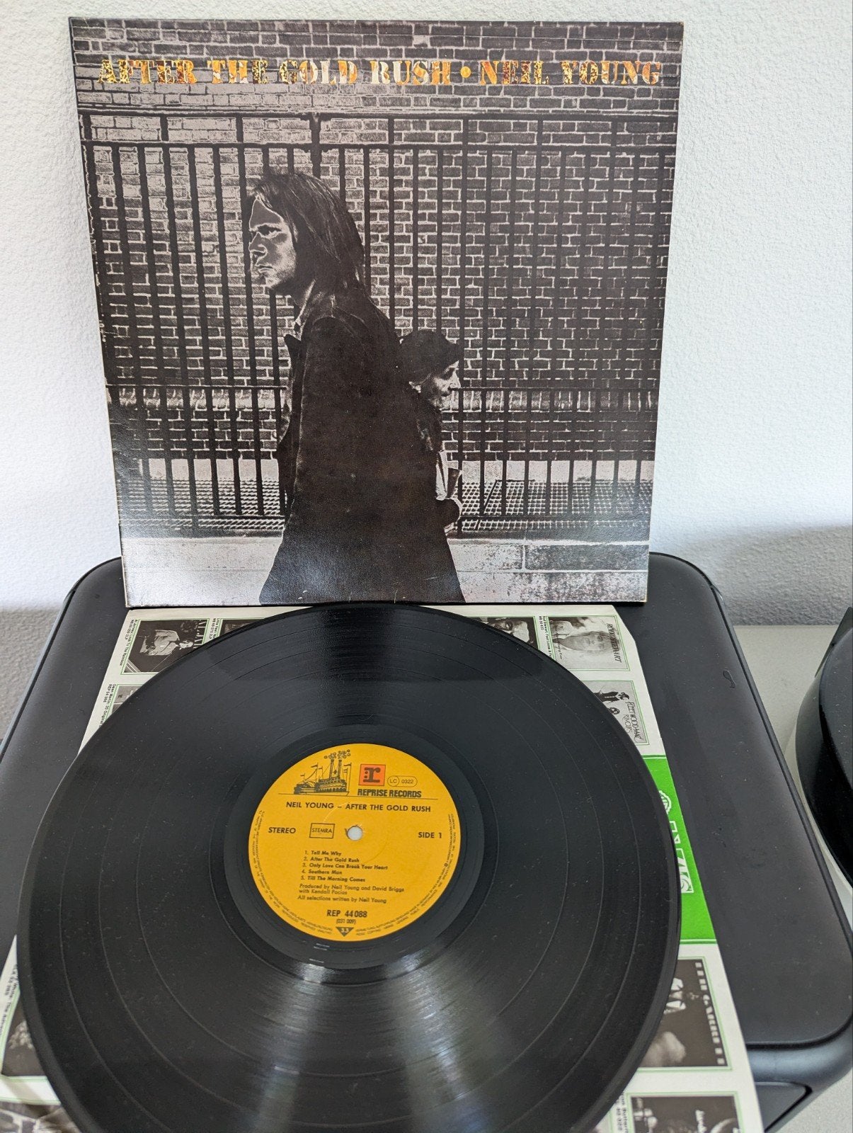 Neil Young - After The Gold Rush ( vinyl lp), LP, Gebruikt, 12 inch, Poprock